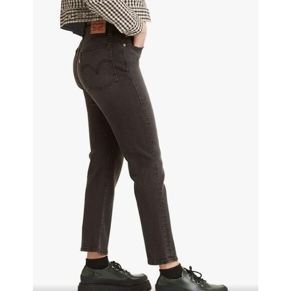 Levi's Women's Wedgie Straight Jeans, Cut and Dry - Black, Size 26x28 - Picture 2 of 4